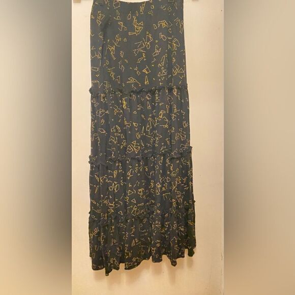 🎉Beat 2 Pièces Long sleeves Black Tunic &Maxi A-Line Skirt size: Small 🎀 - Picture 2 of 12